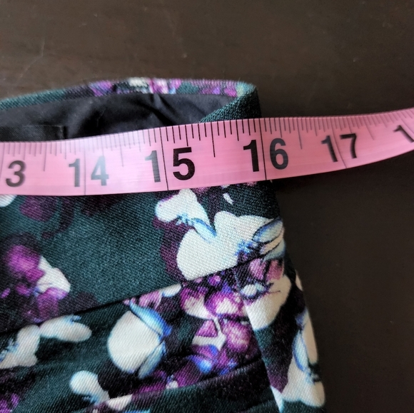 BANANA Republic Women's Sloan Floral Pants - Picture 6 of 11